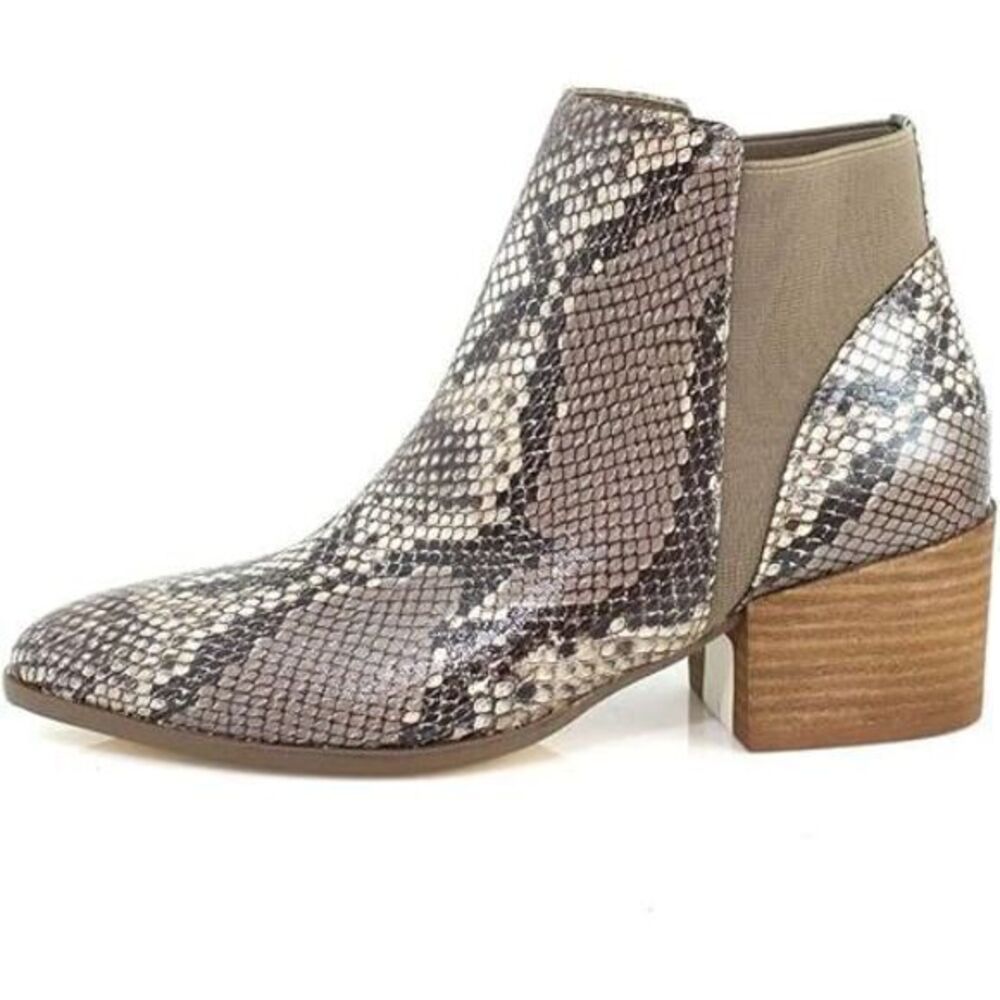 Chinese Laundry Womens Snake Print Slip On Finn Ankle Bootie Boots Gray Size 9